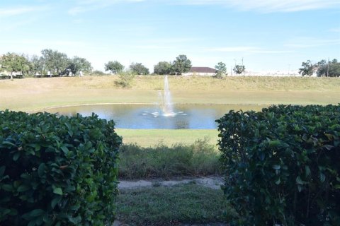 Condo in Davenport, Florida, 3 bedrooms  № 1417435 - photo 25