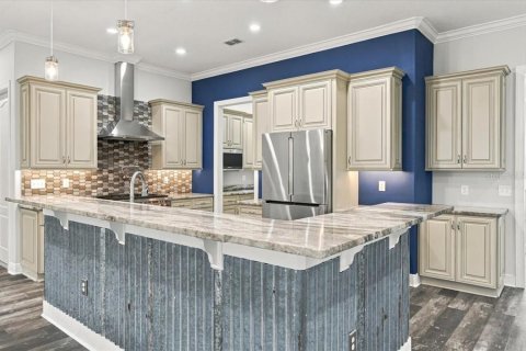 Casa en venta en Haines City, Florida, 6 dormitorios, 446.3 m2 № 2383734 - foto 3