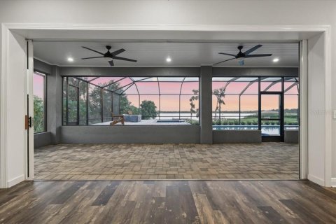 Casa en venta en Haines City, Florida, 6 dormitorios, 446.3 m2 № 2383734 - foto 15