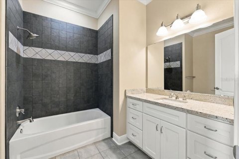 Casa en venta en Haines City, Florida, 6 dormitorios, 446.3 m2 № 2383734 - foto 24