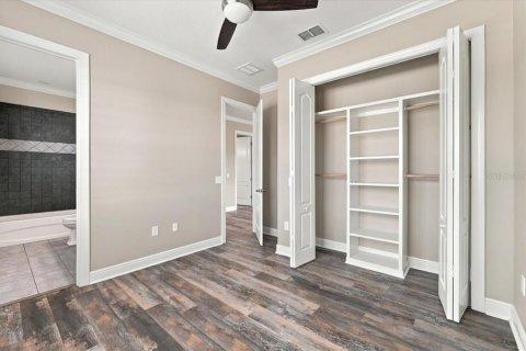 Casa en venta en Haines City, Florida, 6 dormitorios, 446.3 m2 № 2383734 - foto 23