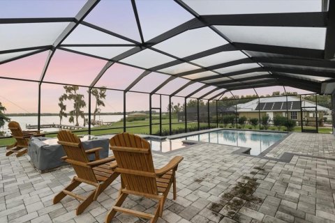 Casa en venta en Haines City, Florida, 6 dormitorios, 446.3 m2 № 2383734 - foto 18