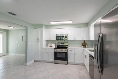 Casa en venta en Dunedin, Florida, 3 dormitorios, 159.61 m2 № 1908523 - foto 8