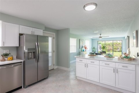 Villa ou maison à vendre à Dunedin, Floride: 3 chambres, 159.61 m2 № 1908523 - photo 10