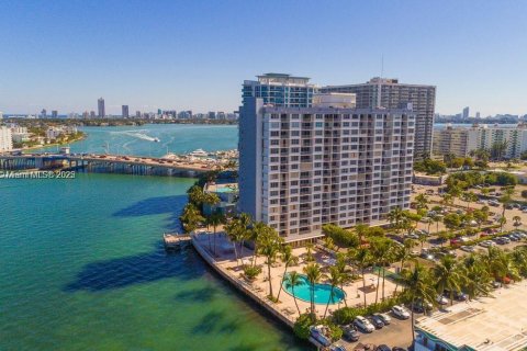 Copropriété à vendre à Miami, Floride: 2 chambres, 140.19 m2 № 1925965 - photo 11