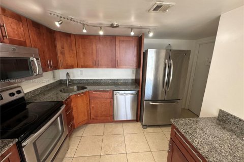 Copropriété à vendre à Miami, Floride: 2 chambres, 140.19 m2 № 1925965 - photo 9