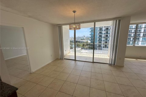 Copropriété à vendre à Miami, Floride: 2 chambres, 140.19 m2 № 1925965 - photo 4
