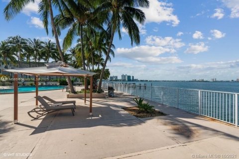 Copropriété à vendre à Miami, Floride: 2 chambres, 140.19 m2 № 1925965 - photo 26