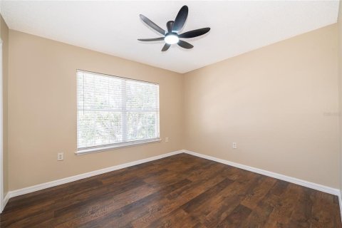 Villa ou maison à louer à Orlando, Floride: 4 chambres, 125.14 m2 № 2105120 - photo 19