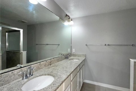 Townhouse in Orlando, Florida 3 bedrooms, 134.8 sq.m. № 2272944 - photo 15