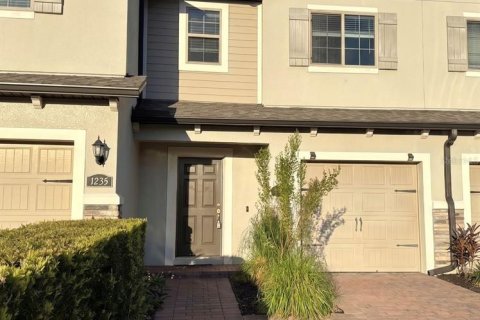 Townhouse in Orlando, Florida 3 bedrooms, 134.8 sq.m. № 2272944