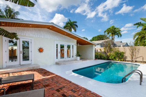 Casa en alquiler en Fort Lauderdale, Florida, 3 dormitorios, 240.34 m2 № 1136568 - foto 1