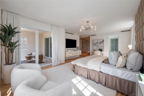 Condo in Miami Beach, Florida, 4 bedrooms № 1979923 - photo 27