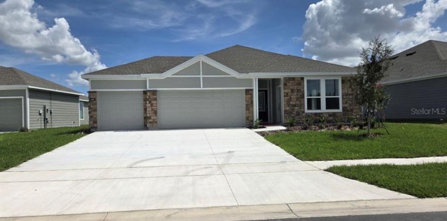 Villa ou maison à Haines City, Floride 3 chambres, 185.8 m2 № 2389463