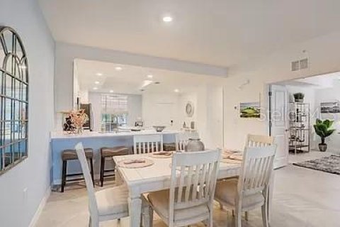 Copropriété à vendre à Venice, Floride: 2 chambres, 145.76 m2 № 2408554 - photo 3