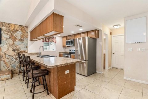 House in Port Richey, Florida 2 bedrooms, 129.69 sq.m. № 1622750 - photo 16