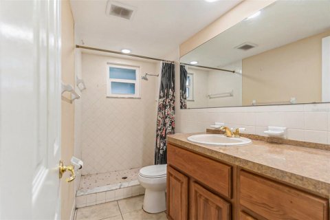 House in Port Richey, Florida 2 bedrooms, 129.69 sq.m. № 1622750 - photo 20
