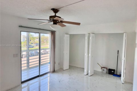 Condo in Boca Raton, Florida, 1 bedroom  № 2076542 - photo 3