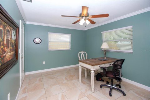 House in Tampa, Florida 3 bedrooms, 148.18 sq.m. № 1742770 - photo 29