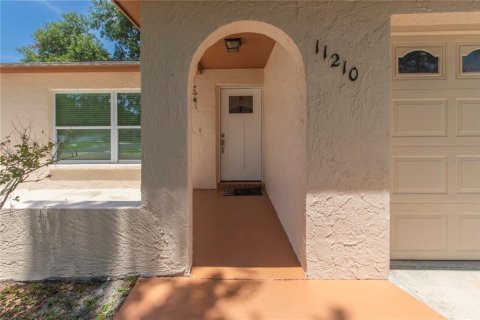 House in Tampa, Florida 3 bedrooms, 148.18 sq.m. № 1742770 - photo 7
