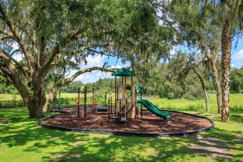 House in Eustis, Florida 3 bedrooms, 189.06 sq.m. № 2134343 - photo 28