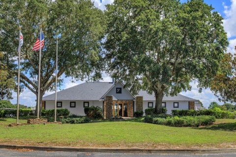 House in Eustis, Florida 3 bedrooms, 189.06 sq.m. № 2134343 - photo 27