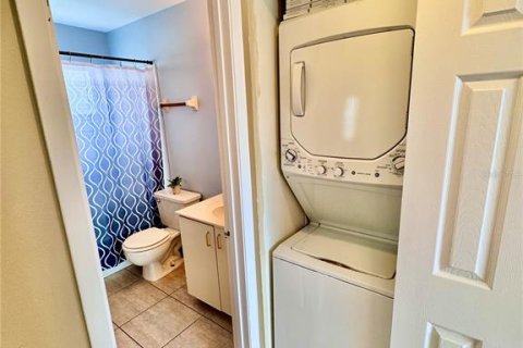 Condominio en alquiler en Orlando, Florida, 2 dormitorios, 93.65 m2 № 1562958 - foto 10