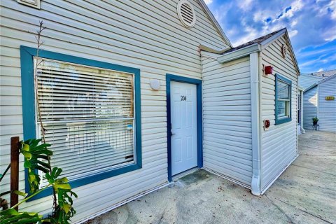 Condominio en alquiler en Orlando, Florida, 2 dormitorios, 93.65 m2 № 1562958 - foto 3