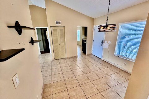 Condominio en alquiler en Orlando, Florida, 2 dormitorios, 93.65 m2 № 1562958 - foto 11
