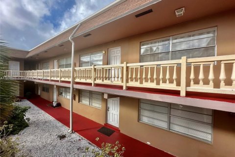 Купить кондоминиум в Помпано-Бич, Флорида 1 спальня, 44.59м2, № 1958099 - фото 18