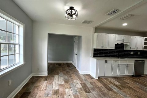 Villa ou maison à louer à Tampa, Floride: 3 chambres, 156.26 m2 № 1822564 - photo 15