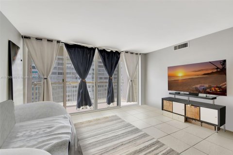 Copropriété à vendre à Aventura, Floride: 2 chambres, 145.39 m2 № 1729842 - photo 9
