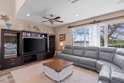 Villa ou maison à vendre à Royal Palm Beach, Floride: 4 chambres, 230.21 m2 № 2146251 - photo 12