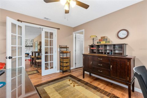 House in Edgewater, Florida 4 bedrooms, 180.6 sq.m. № 1613802 - photo 25