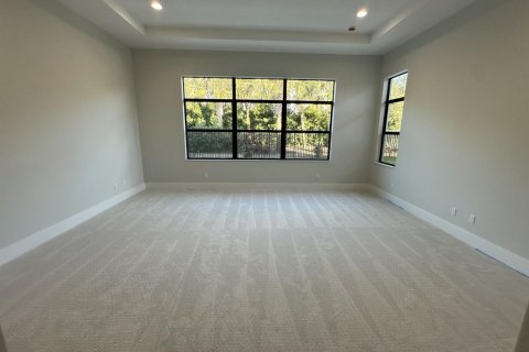 House in Palm Beach Gardens, Florida 5 bedrooms, 560.48 sq.m. № 2261883 - photo 23