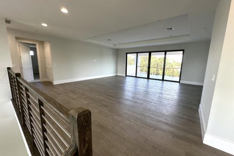 House in Palm Beach Gardens, Florida 5 bedrooms, 560.48 sq.m. № 2261883 - photo 29