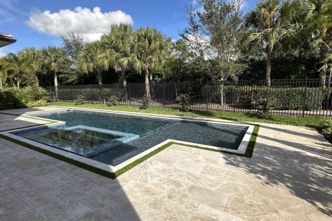 House in Palm Beach Gardens, Florida 5 bedrooms, 560.48 sq.m. № 2261883 - photo 6