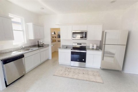 Villa ou maison à vendre à Winter Haven, Floride: 3 chambres, 149.11 m2 № 1786077 - photo 4