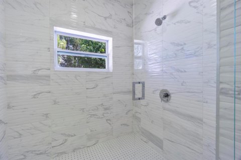 Villa ou maison à louer à Parkland, Floride: 4 chambres, 530.56 m2 № 2178087 - photo 19