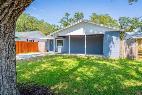 House in Pinellas Park, Florida 2 bedrooms, 107.3 sq.m. № 1767660 - photo 2