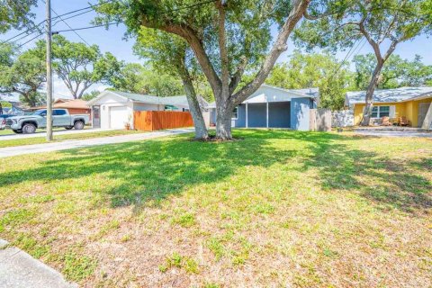 House in Pinellas Park, Florida 2 bedrooms, 107.3 sq.m. № 1767660 - photo 27