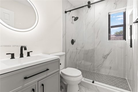 House in Delray Beach, Florida 3 bedrooms, 100.15 sq.m. № 2057393 - photo 17