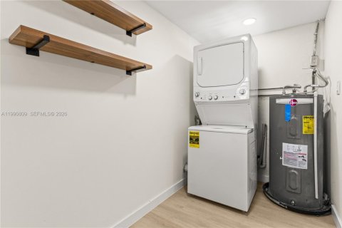 House in Delray Beach, Florida 3 bedrooms, 100.15 sq.m. № 2057393 - photo 16