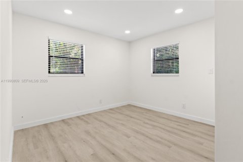 House in Delray Beach, Florida 3 bedrooms, 100.15 sq.m. № 2057393 - photo 18