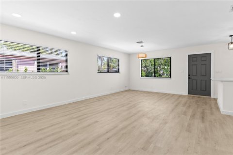 House in Delray Beach, Florida 3 bedrooms, 100.15 sq.m. № 2057393 - photo 9