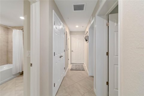 Copropriété à louer à Venice, Floride: 3 chambres, 161.37 m2 № 2123680 - photo 29