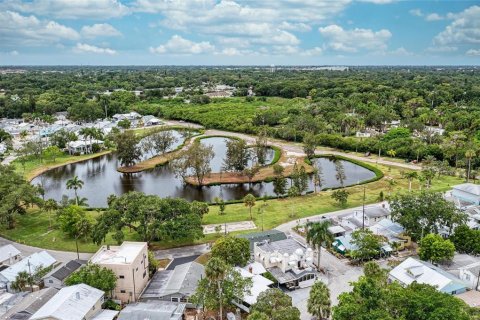 Villa ou maison à vendre à Bradenton, Floride: 1 chambre, 64.47 m2 № 1880493 - photo 25