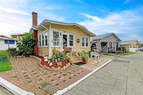 Villa ou maison à vendre à Bradenton, Floride: 1 chambre, 64.47 m2 № 1880493 - photo 1