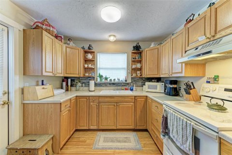 Villa ou maison à vendre à Bradenton, Floride: 1 chambre, 64.47 m2 № 1880493 - photo 6