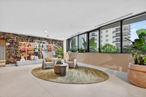 Copropriété à vendre à Miami, Floride: 1 chambre, 98.38 m2 № 1893351 - photo 22